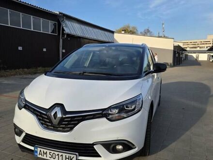 Белый Рено Гранд Сценик, объемом двигателя 1.46 л и пробегом 260 тыс. км за 13500 $, фото 1 на Automoto.ua