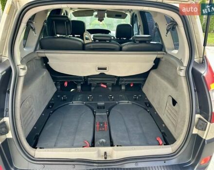 Бежевий Рено Гранд Сценік, об'ємом двигуна 1.46 л та пробігом 290 тис. км за 5100 $, фото 15 на Automoto.ua