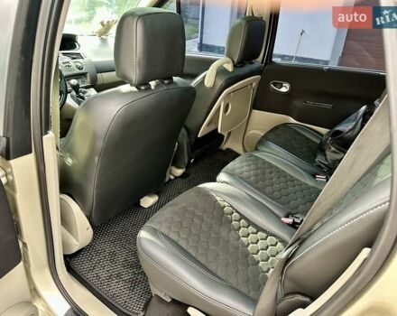 Бежевий Рено Гранд Сценік, об'ємом двигуна 1.46 л та пробігом 290 тис. км за 5100 $, фото 13 на Automoto.ua