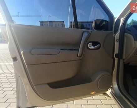 Бежевый Рено Гранд Сценик, объемом двигателя 2 л и пробегом 275 тыс. км за 5199 $, фото 19 на Automoto.ua