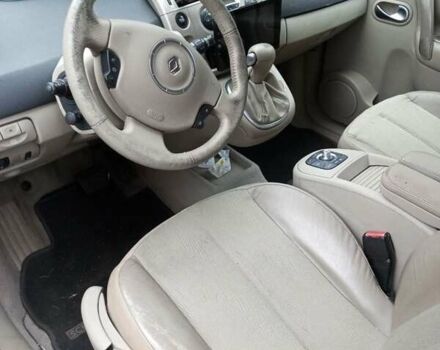 Бежевый Рено Гранд Сценик, объемом двигателя 2 л и пробегом 332 тыс. км за 4900 $, фото 4 на Automoto.ua