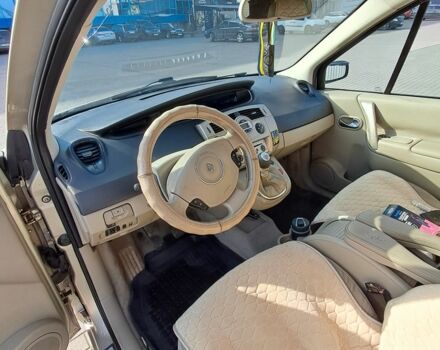 Рено Гранд Сценик 2007 в Хмельницком на Automoto.ua Бежевый Рено Гранд Сценик, объемом двигателя 2 л и пробегом 300 тыс. км за 4400 $, фото 10 на Automoto.ua