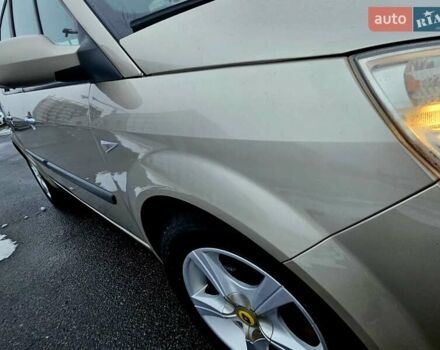 Бежевий Рено Гранд Сценік, об'ємом двигуна 1.6 л та пробігом 210 тис. км за 5800 $, фото 43 на Automoto.ua