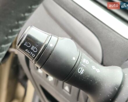 Бежевий Рено Гранд Сценік, об'ємом двигуна 1.46 л та пробігом 247 тис. км за 8200 $, фото 18 на Automoto.ua