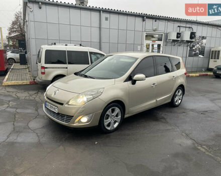 Бежевий Рено Гранд Сценік, об'ємом двигуна 1.4 л та пробігом 228 тис. км за 6200 $, фото 3 на Automoto.ua