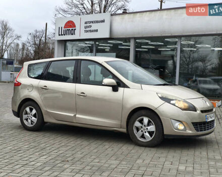 Бежевий Рено Гранд Сценік, об'ємом двигуна 1.46 л та пробігом 247 тис. км за 8200 $, фото 4 на Automoto.ua