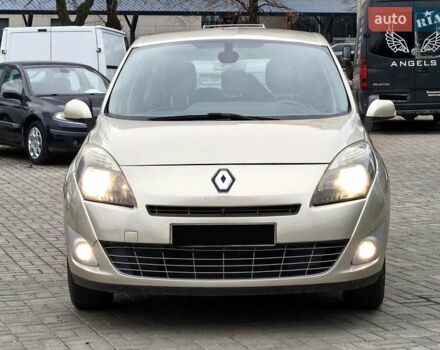 Бежевий Рено Гранд Сценік, об'ємом двигуна 1.46 л та пробігом 247 тис. км за 8200 $, фото 2 на Automoto.ua