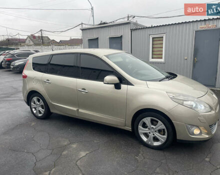 Бежевий Рено Гранд Сценік, об'ємом двигуна 1.4 л та пробігом 228 тис. км за 6200 $, фото 42 на Automoto.ua