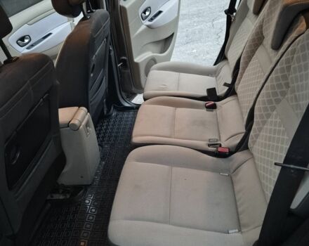 Бежевый Рено Гранд Сценик, объемом двигателя 1.9 л и пробегом 257 тыс. км за 5700 $, фото 1 на Automoto.ua