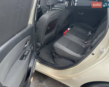 Бежевий Рено Гранд Сценік, об'ємом двигуна 1.4 л та пробігом 228 тис. км за 6200 $, фото 19 на Automoto.ua