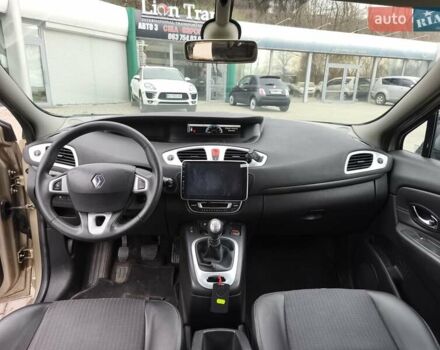 Бежевий Рено Гранд Сценік, об'ємом двигуна 1.46 л та пробігом 247 тис. км за 8200 $, фото 12 на Automoto.ua