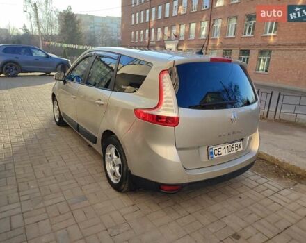 Бежевый Рено Гранд Сценик, объемом двигателя 1.5 л и пробегом 310 тыс. км за 7100 $, фото 13 на Automoto.ua