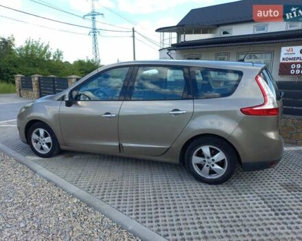 Бежевый Рено Гранд Сценик, объемом двигателя 0 л и пробегом 280 тыс. км за 6300 $, фото 2 на Automoto.ua