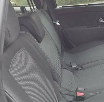 Бежевый Рено Гранд Сценик, объемом двигателя 1.9 л и пробегом 250 тыс. км за 6900 $, фото 5 на Automoto.ua