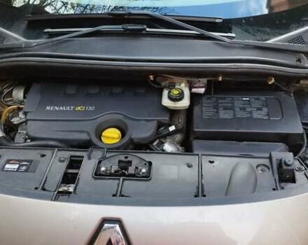 Бежевый Рено Гранд Сценик, объемом двигателя 1.9 л и пробегом 250 тыс. км за 6900 $, фото 15 на Automoto.ua