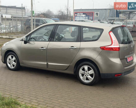 Бежевый Рено Гранд Сценик, объемом двигателя 1.6 л и пробегом 160 тыс. км за 6850 $, фото 4 на Automoto.ua