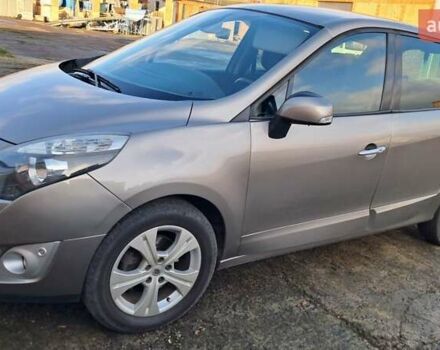 Бежевый Рено Гранд Сценик, объемом двигателя 1.5 л и пробегом 220 тыс. км за 6500 $, фото 4 на Automoto.ua