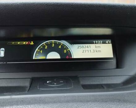 Бежевый Рено Гранд Сценик, объемом двигателя 1.9 л и пробегом 250 тыс. км за 6900 $, фото 16 на Automoto.ua