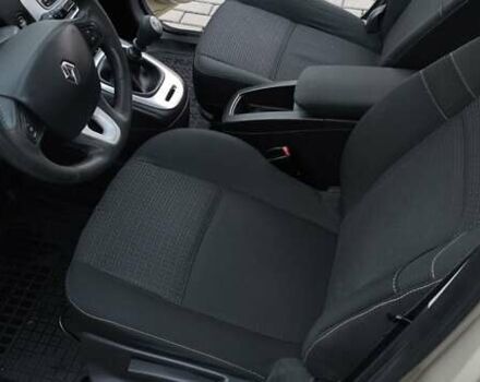 Бежевый Рено Гранд Сценик, объемом двигателя 1.4 л и пробегом 216 тыс. км за 5900 $, фото 13 на Automoto.ua