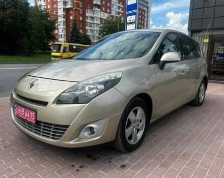 Бежевый Рено Гранд Сценик, объемом двигателя 2 л и пробегом 199 тыс. км за 6290 $, фото 2 на Automoto.ua