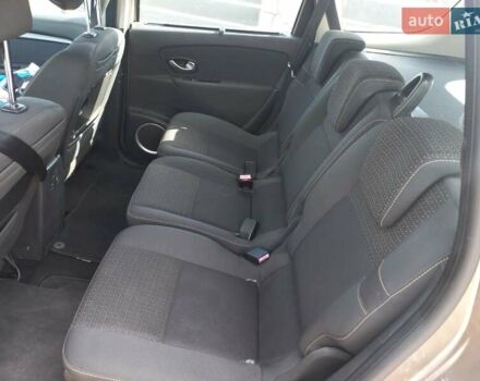 Бежевый Рено Гранд Сценик, объемом двигателя 0 л и пробегом 280 тыс. км за 6300 $, фото 15 на Automoto.ua