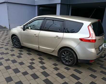 Бежевый Рено Гранд Сценик, объемом двигателя 1.4 л и пробегом 290 тыс. км за 5999 $, фото 6 на Automoto.ua