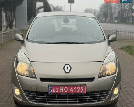 Бежевый Рено Гранд Сценик, объемом двигателя 1.6 л и пробегом 160 тыс. км за 6850 $, фото 1 на Automoto.ua
