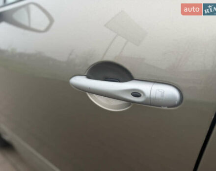 Бежевый Рено Гранд Сценик, объемом двигателя 1.6 л и пробегом 160 тыс. км за 6850 $, фото 20 на Automoto.ua