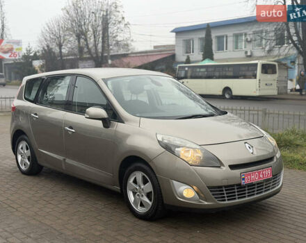 Бежевый Рено Гранд Сценик, объемом двигателя 1.6 л и пробегом 160 тыс. км за 6850 $, фото 10 на Automoto.ua
