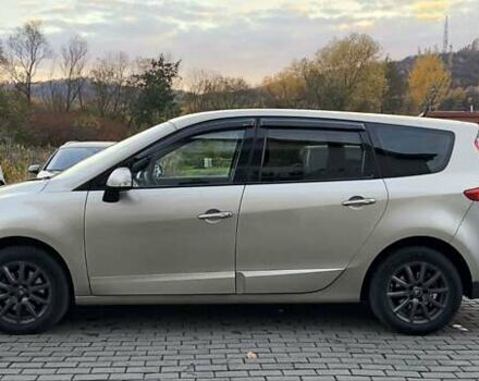 Бежевый Рено Гранд Сценик, объемом двигателя 1.4 л и пробегом 216 тыс. км за 5900 $, фото 9 на Automoto.ua