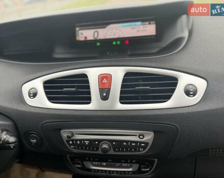 Бежевый Рено Гранд Сценик, объемом двигателя 1.6 л и пробегом 160 тыс. км за 6850 $, фото 56 на Automoto.ua