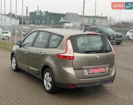 Бежевый Рено Гранд Сценик, объемом двигателя 1.6 л и пробегом 160 тыс. км за 6850 $, фото 5 на Automoto.ua