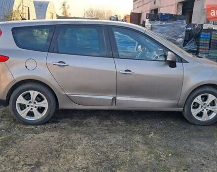 Бежевый Рено Гранд Сценик, объемом двигателя 1.5 л и пробегом 220 тыс. км за 6500 $, фото 2 на Automoto.ua