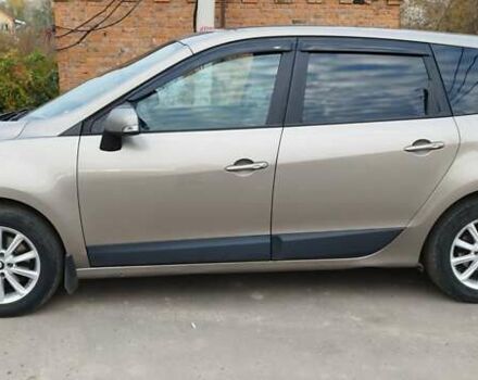 Бежевый Рено Гранд Сценик, объемом двигателя 1.9 л и пробегом 250 тыс. км за 6900 $, фото 4 на Automoto.ua