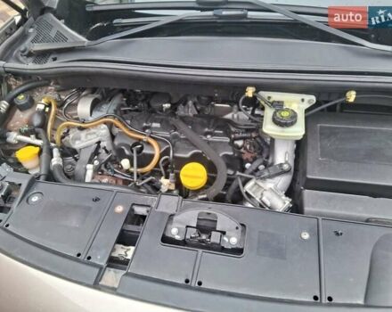 Бежевый Рено Гранд Сценик, объемом двигателя 1.87 л и пробегом 250 тыс. км за 7300 $, фото 7 на Automoto.ua