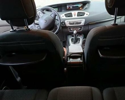 Бежевый Рено Гранд Сценик, объемом двигателя 1.4 л и пробегом 280 тыс. км за 5999 $, фото 16 на Automoto.ua