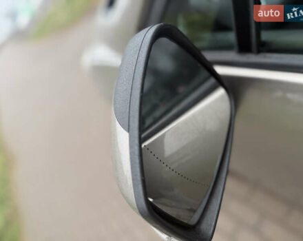 Бежевый Рено Гранд Сценик, объемом двигателя 1.6 л и пробегом 160 тыс. км за 6850 $, фото 21 на Automoto.ua