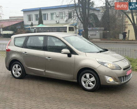 Бежевый Рено Гранд Сценик, объемом двигателя 1.6 л и пробегом 160 тыс. км за 6850 $, фото 9 на Automoto.ua