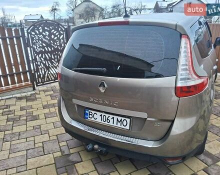 Бежевый Рено Гранд Сценик, объемом двигателя 1.87 л и пробегом 250 тыс. км за 7300 $, фото 18 на Automoto.ua