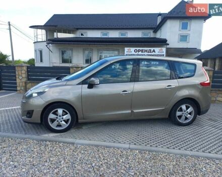 Бежевый Рено Гранд Сценик, объемом двигателя 0 л и пробегом 280 тыс. км за 6300 $, фото 6 на Automoto.ua