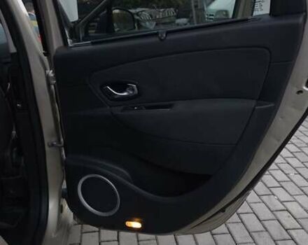 Бежевый Рено Гранд Сценик, объемом двигателя 1.4 л и пробегом 216 тыс. км за 5900 $, фото 22 на Automoto.ua