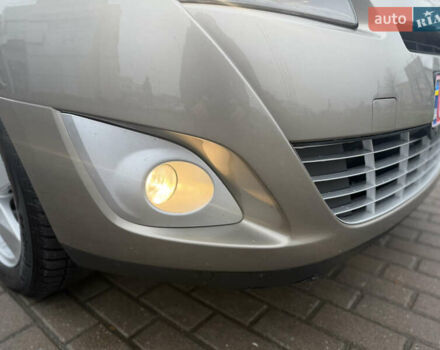 Бежевый Рено Гранд Сценик, объемом двигателя 1.6 л и пробегом 160 тыс. км за 6850 $, фото 12 на Automoto.ua