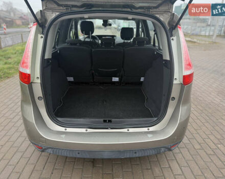 Бежевый Рено Гранд Сценик, объемом двигателя 1.6 л и пробегом 160 тыс. км за 6850 $, фото 38 на Automoto.ua