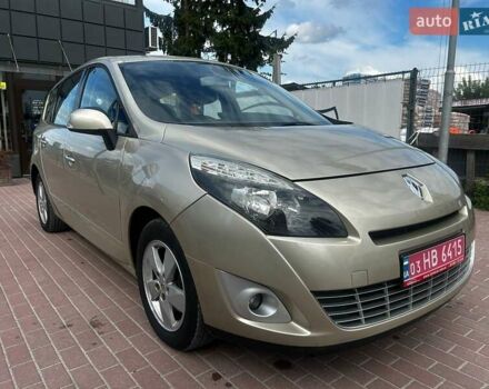 Бежевый Рено Гранд Сценик, объемом двигателя 2 л и пробегом 199 тыс. км за 6290 $, фото 3 на Automoto.ua