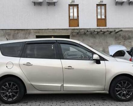 Бежевый Рено Гранд Сценик, объемом двигателя 1.4 л и пробегом 216 тыс. км за 5900 $, фото 4 на Automoto.ua