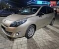Бежевый Рено Гранд Сценик, объемом двигателя 1.9 л и пробегом 271 тыс. км за 6500 $, фото 1 на Automoto.ua