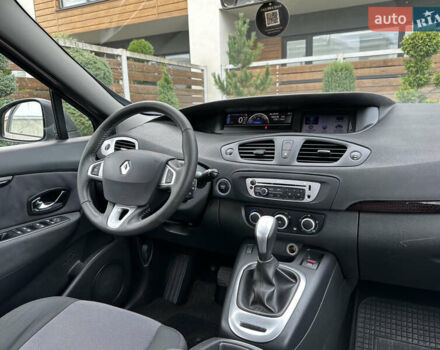 Бежевый Рено Гранд Сценик, объемом двигателя 1.5 л и пробегом 186 тыс. км за 9450 $, фото 78 на Automoto.ua