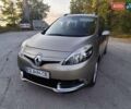 Бежевий Рено Гранд Сценік, об'ємом двигуна 1.46 л та пробігом 325 тис. км за 8300 $, фото 1 на Automoto.ua
