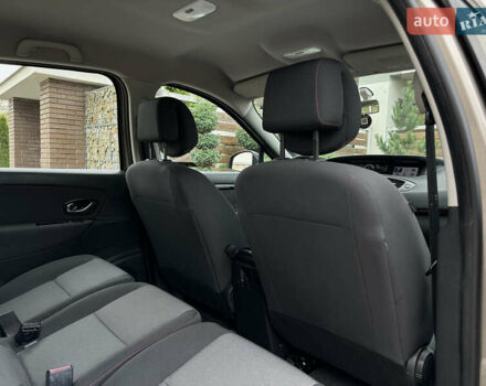 Бежевый Рено Гранд Сценик, объемом двигателя 1.5 л и пробегом 186 тыс. км за 9450 $, фото 83 на Automoto.ua