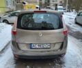 Бежевий Рено Гранд Сценік, об'ємом двигуна 1.5 л та пробігом 195 тис. км за 8000 $, фото 1 на Automoto.ua